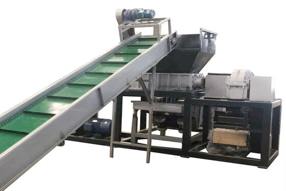 इलेक्ट्रॉनिक अपशिष्ट के लिए कम गति उच्च टोक़ Shredder 45-60RPM